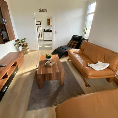 Geraeumige Im Gruenen