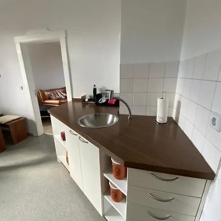 Geraeumige Im Gruenen * Lichtenstein (Saxony)