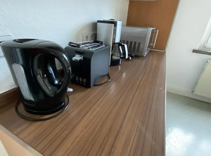 Geraeumige Im Gruenen شقة