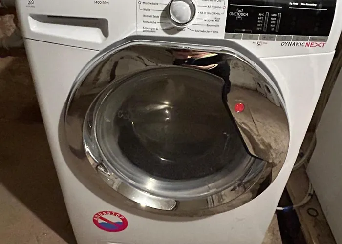 Geraeumige Im Gruenen