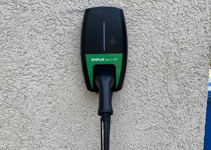 Geraeumige Im Gruenen ليختنشتاين