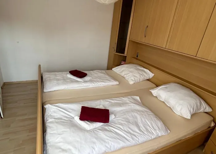 Geraeumige Im Gruenen * ليختنشتاين